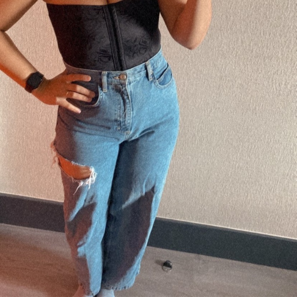 Super high rise jeans.